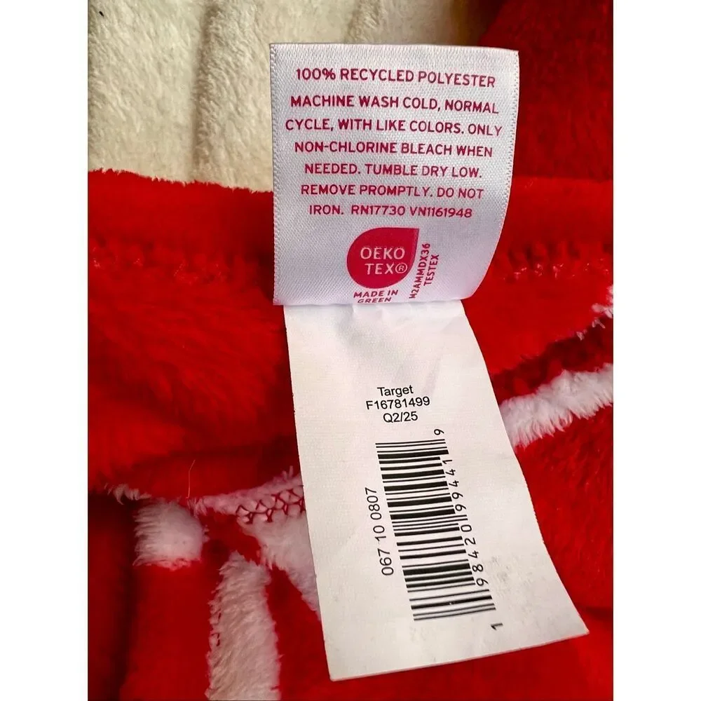 Wondershop Christmas Throw Blanket Snowflakes Snow All Over Print Red